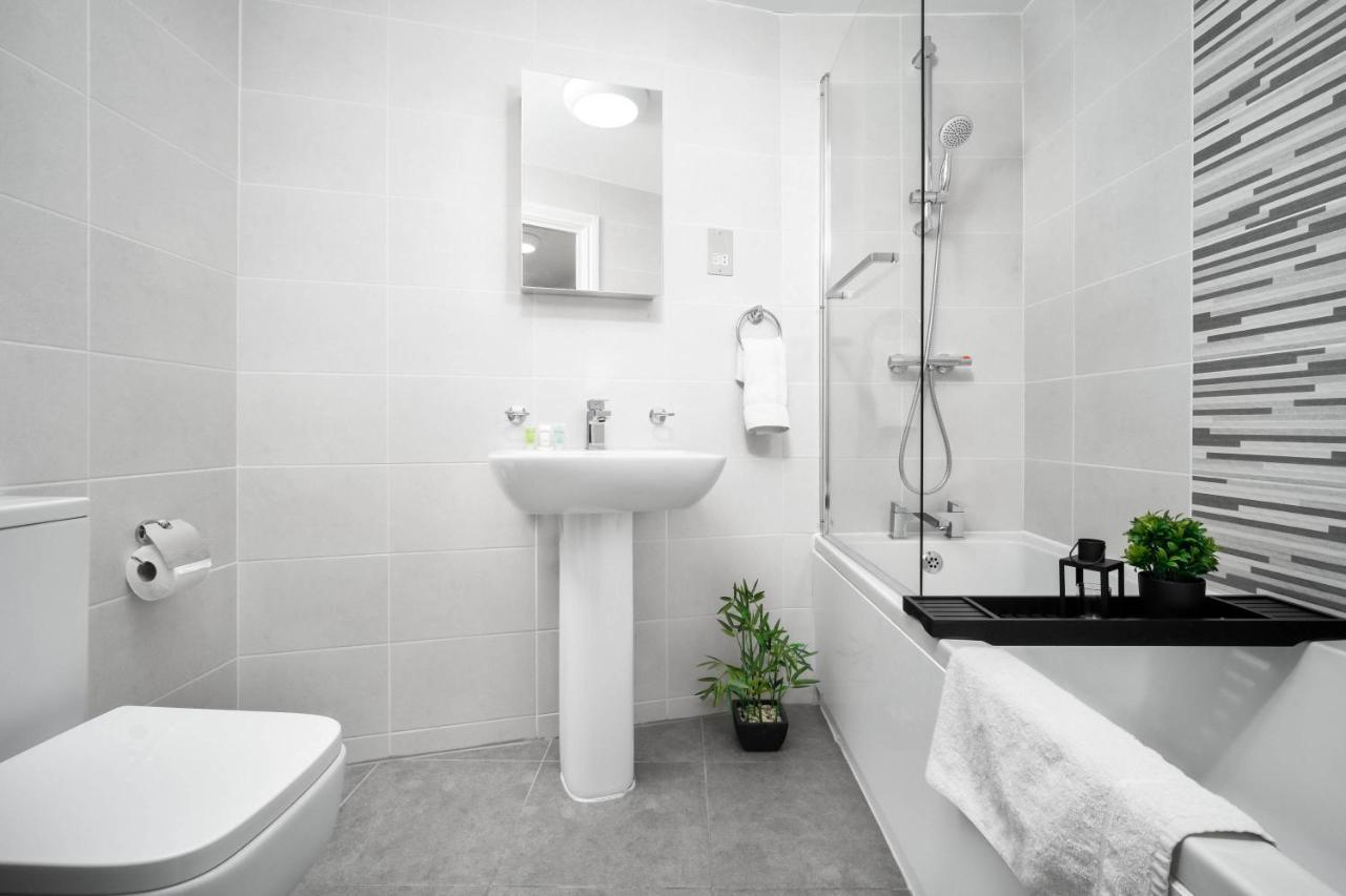 Birmingham City Centre - New Apartment - Smart Tv - Wifi - Intercom - Top Rated Εξωτερικό φωτογραφία
