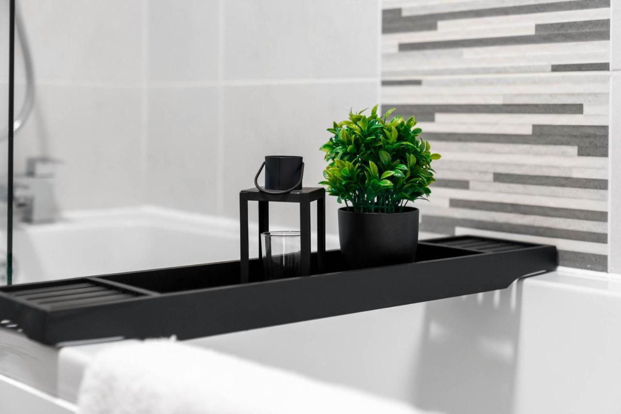 Birmingham City Centre - New Apartment - Smart Tv - Wifi - Intercom - Top Rated Εξωτερικό φωτογραφία